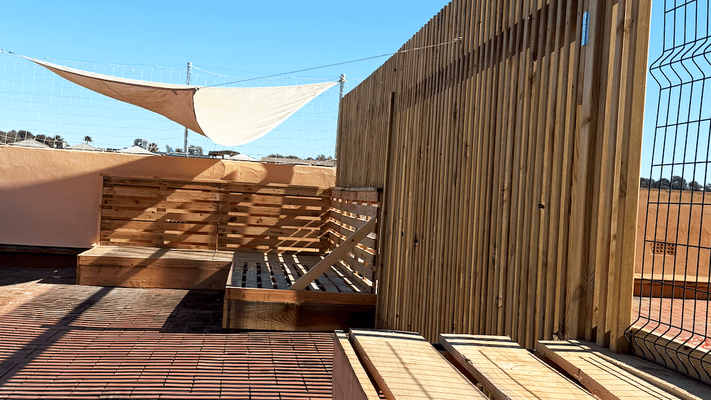 learnlife-village-hub-roof-terrace